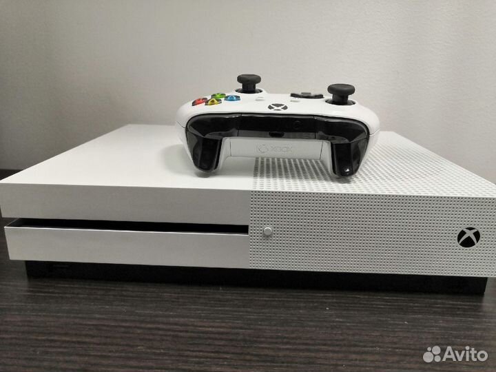 Xbox one s 1TB Гарантия