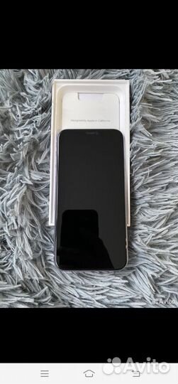 Телефон iPhone 11 64gb