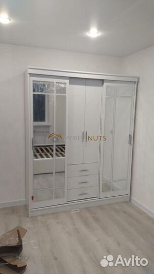 Шкаф новый