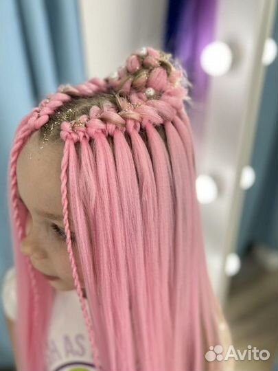 Канекалон, стрижки,окрашивание,прокол ушек