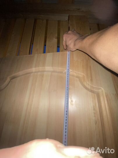 Дверь деревянная новая