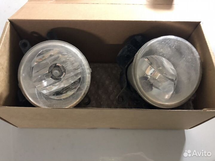 Противотуманки Toyota RAV4