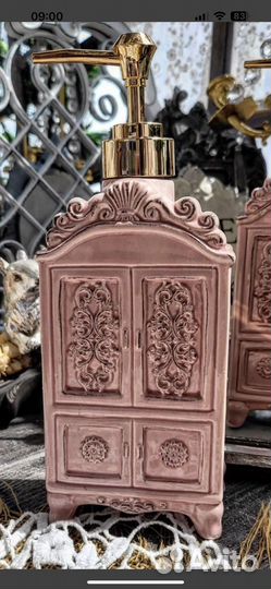 Дозатор для жидкого мыла в винтажном стиле