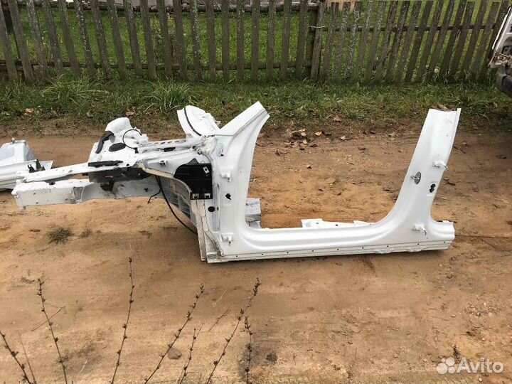 Лонжерон передний левый Audi A8/S8