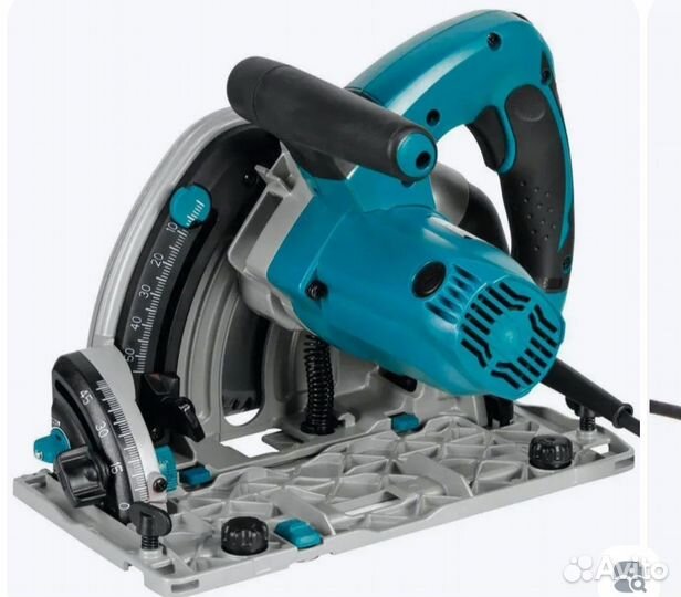 Погружная пила Makita sp6000j