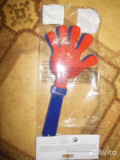 Игрушка хлопалка