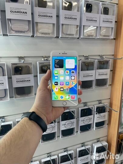 iPhone 8 Plus, 64 ГБ