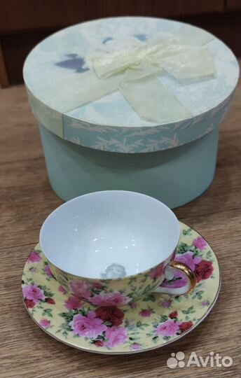 Чашка с блюдцем фарфор