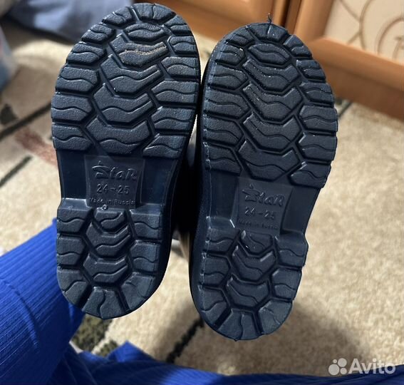 Сапоги детские две пары 25