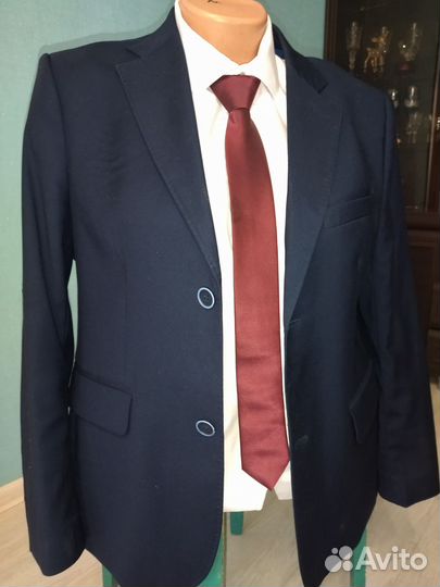 Школьный костюм