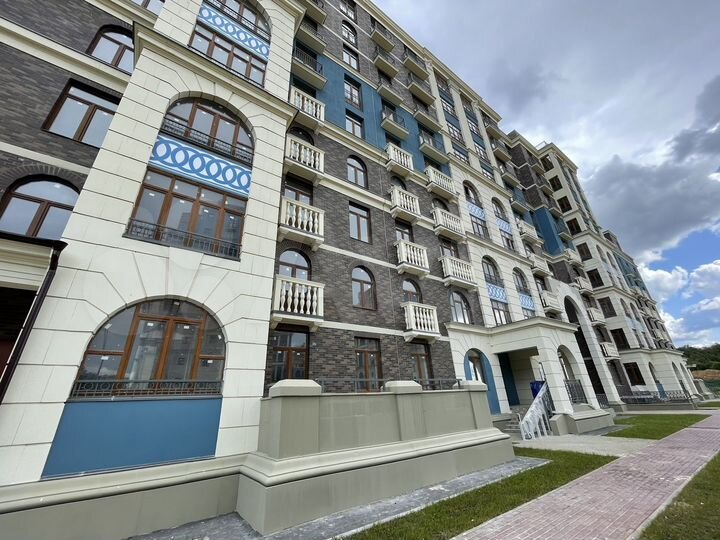 2-к. квартира, 59,7 м², 1/12 эт.