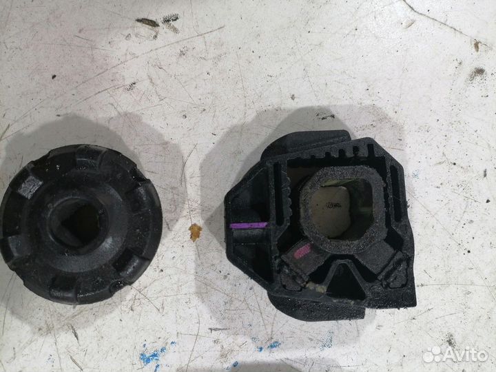 Комплект креплений радиатора (Geely Coolray)