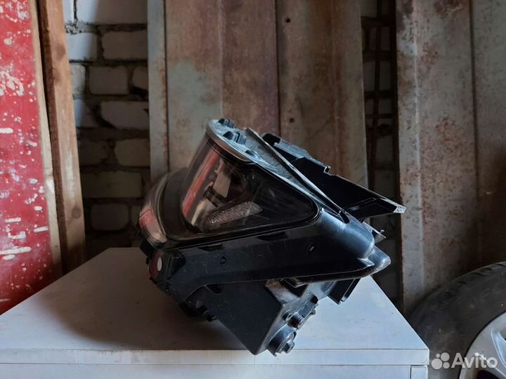 Фара левая Kia Sorento IV