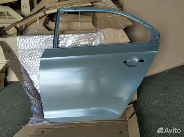 Дверь задняя левая Skoda Rapid 1 / Polo 6