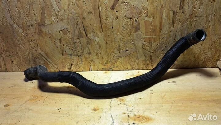 Патрубок радиатора Volvo XC90 2002