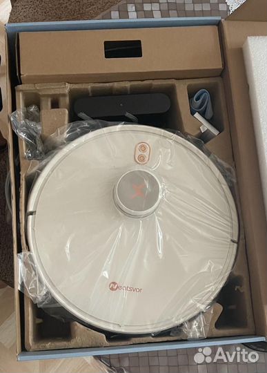 Робот пылесос моющий новый