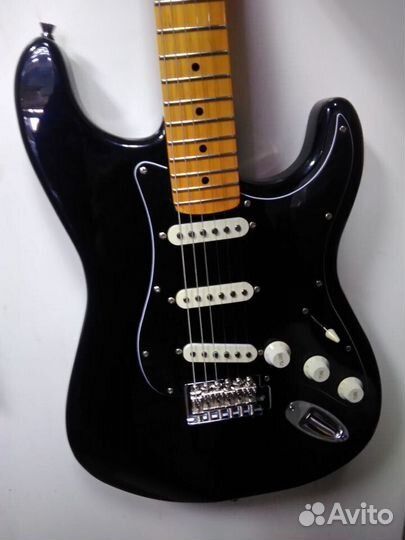 Электрогитара стратокастер Fender(реплика)