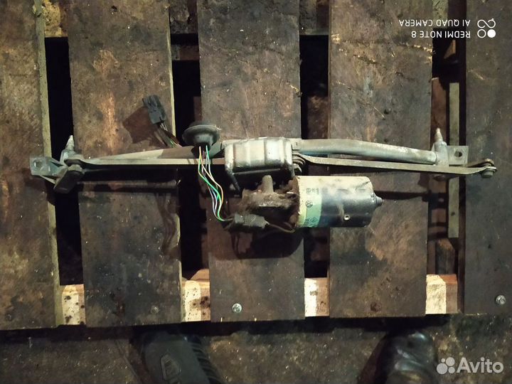 Трапеция дворников с моторчиком Audi 80