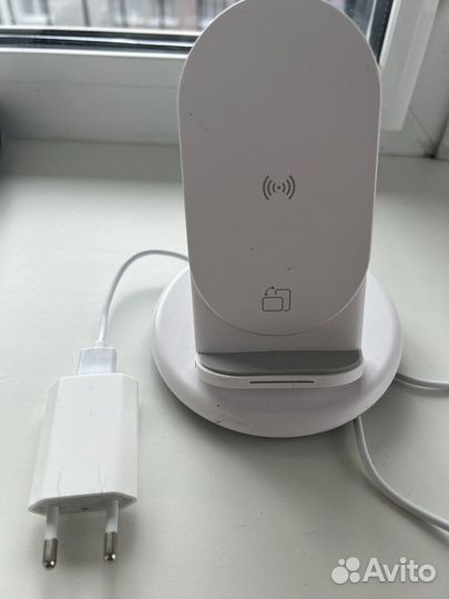 Беспроводная зарядка для iPhone