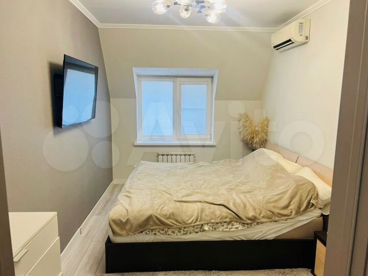 2-к. квартира, 58 м², 4/4 эт.