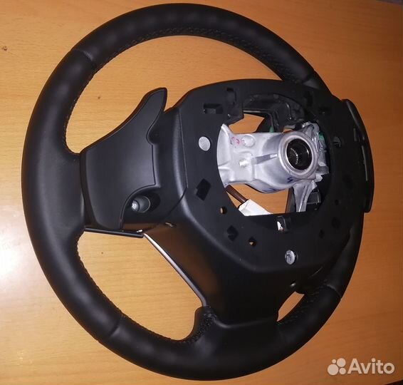 Рулевое колесо Suzuki Vitara IV