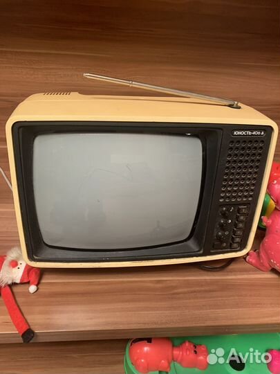 Телевизор Юность