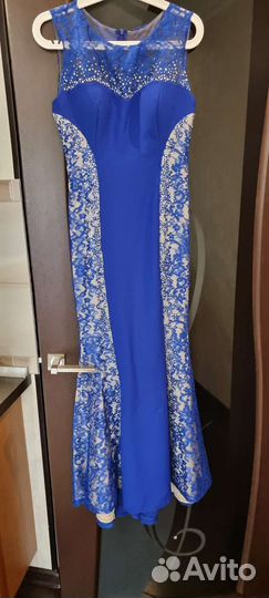 Вечернее платье