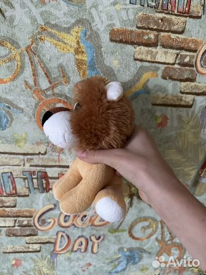 Продаю игрушку Льва