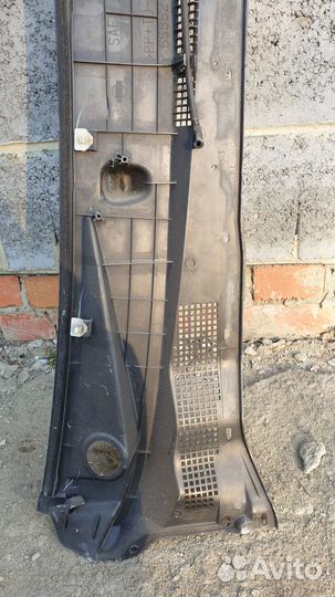 Жабо Nissan Pathfinder R51