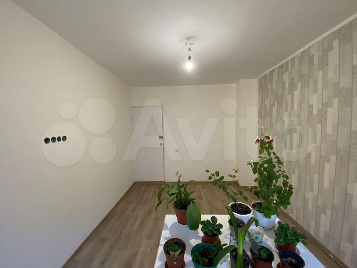 Комната 13 м² в 4-к., 1/5 эт.