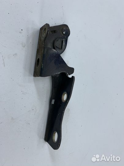 Hyundai matrix петля капота левая