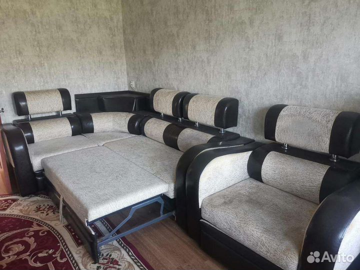 Угловой диван бу