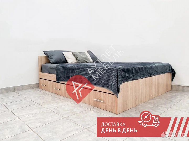 Кровать