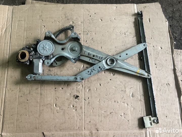 Toyota corolla 150 стеклоподъемник