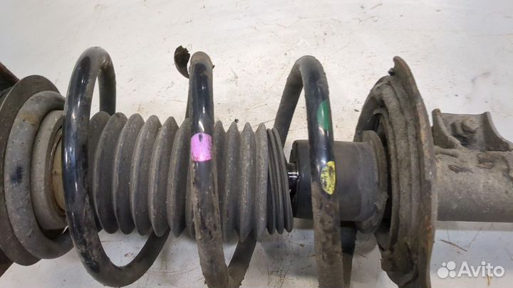 Амортизатор подвески Hyundai i30, 2013