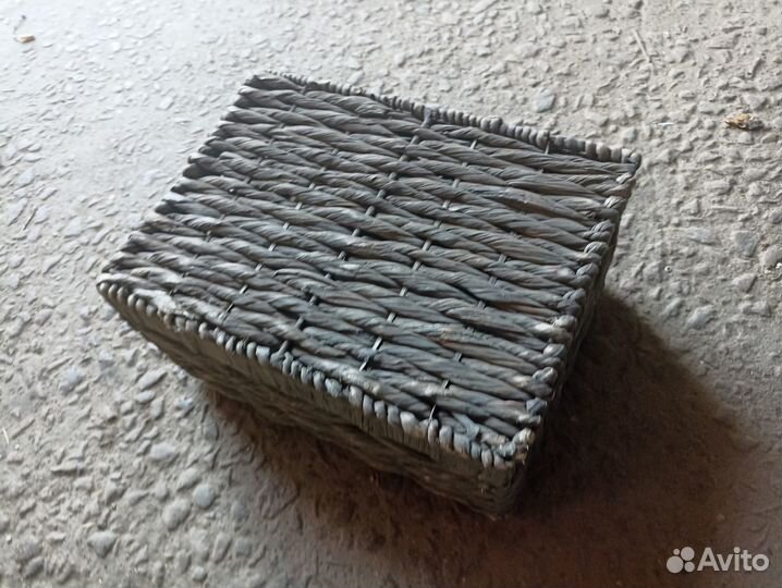 Корзина плетеная
