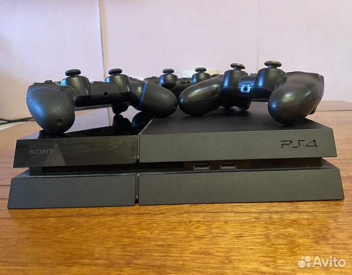 Sony PlayStation 4