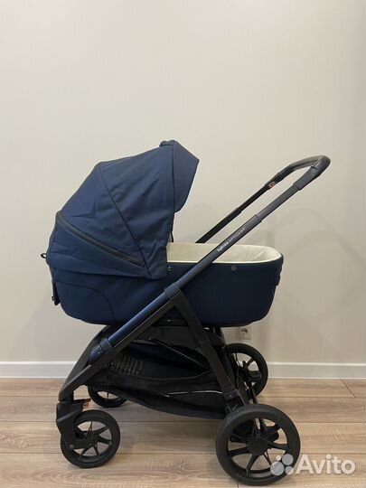 Коляска Inglesina aptica XT