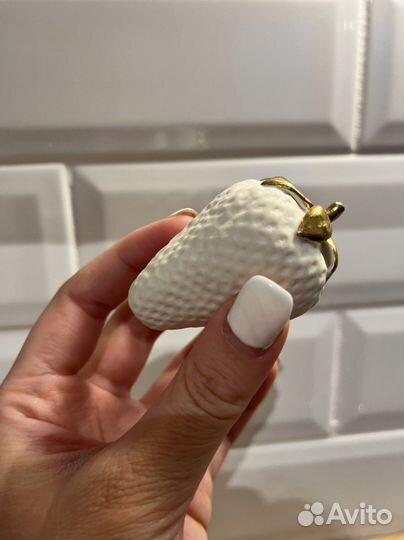 Фарфоровые фрукты