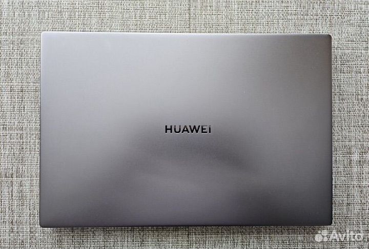 Huawei MateBook D 14