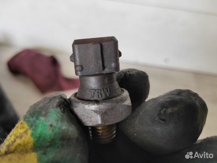 Датчик давления масла Bmw 1 E87 N45 B16 A 2006