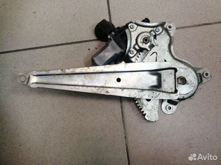 Стеклоподъёмник задней левой двери Камри 40