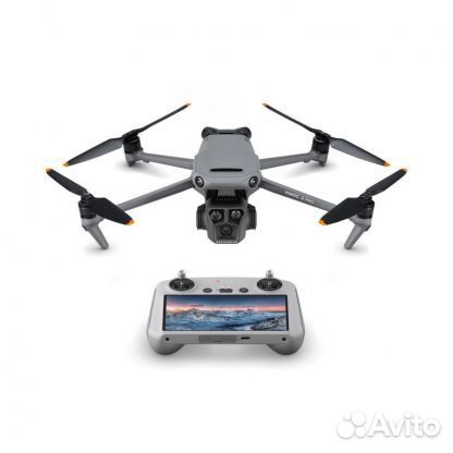 Квадрокоптер DJI Mavic 3 Pro с пультом DJI RC