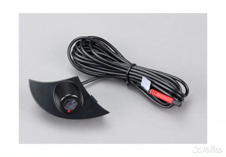 Камера фронтальная в логотип Тойота RAV4