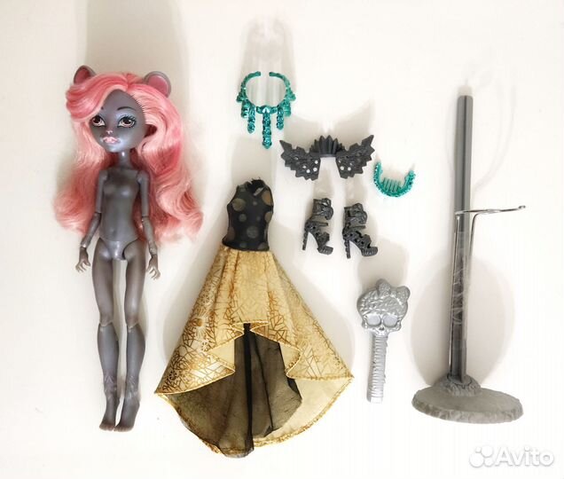 Кукла Монстер Хай Мауседес Кинг раздел