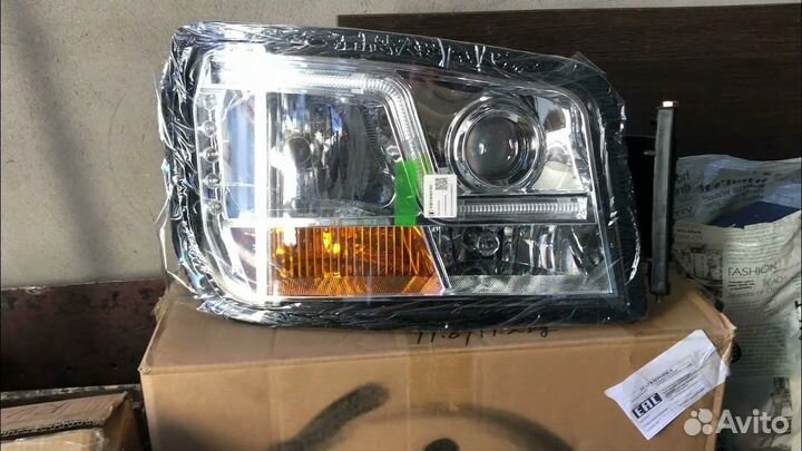 Фара передняя правая LED shacman X6000
