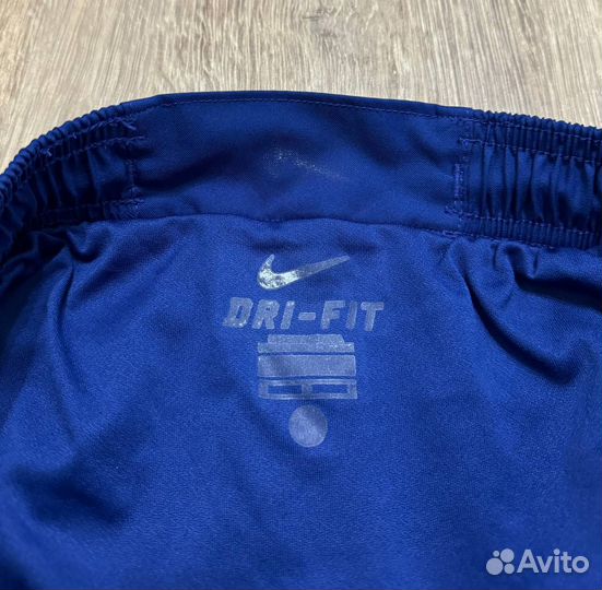 Футбольные шорты Nike Manchester United M