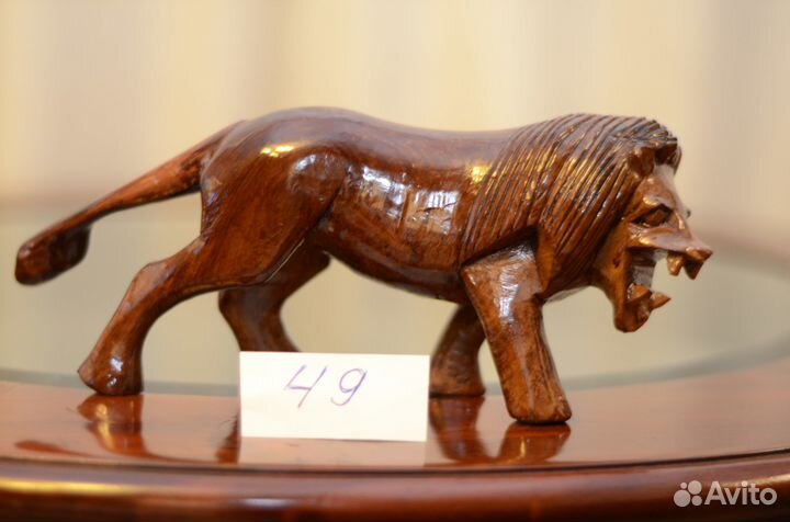 Лев Деревянный