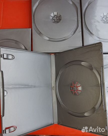 Боксы для CD/DVD 14мм новые серебро глянец