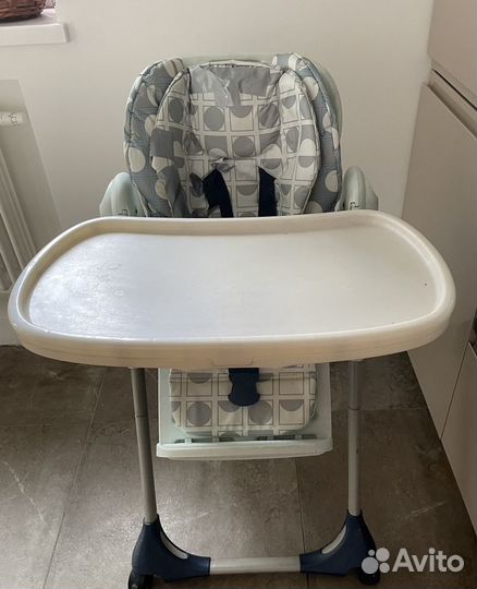 Детский стульчик Chicco Polly